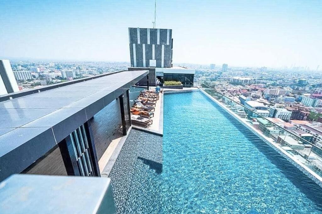 Sea View 2 Bed Room Condo @ Central 파타야 외부 사진