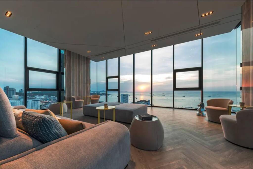 Sea View 2 Bed Room Condo @ Central 파타야 외부 사진